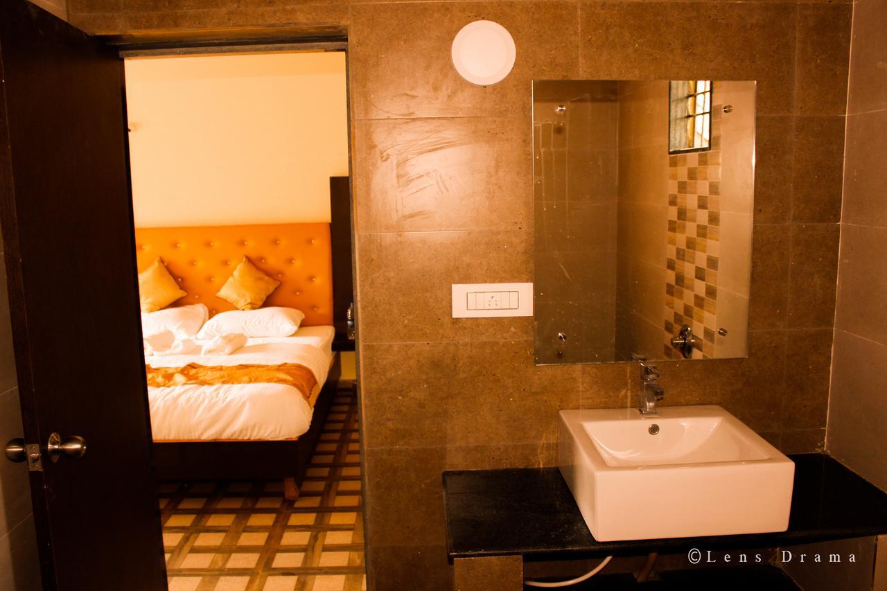 Lotus Beach Resort Gokarna  Bagian luar foto
